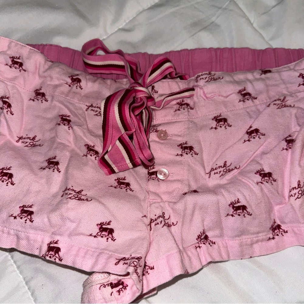 PINK Victoria's Secret Pink deer Print Sleep Shorts - Picture 2 of 5